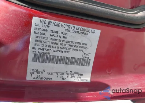 2000 Mercury Grand Marquis Gs from USA, damaged, VIN 2MEFM74W8YX661857